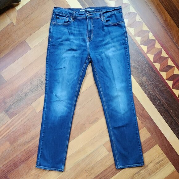 Old Navy Medium Wash Straight Leg Jeans Size 38x34 - Picture 5 of 15